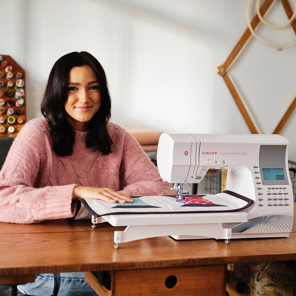 SINGER Quantum Stylist 9960 Computerized Sewing & Quilting Machine with Extension Table & Accessory Kit | 600 built-in stitches & Lettering, Full Metal Frame, LED Light & High-End Touch buttons
