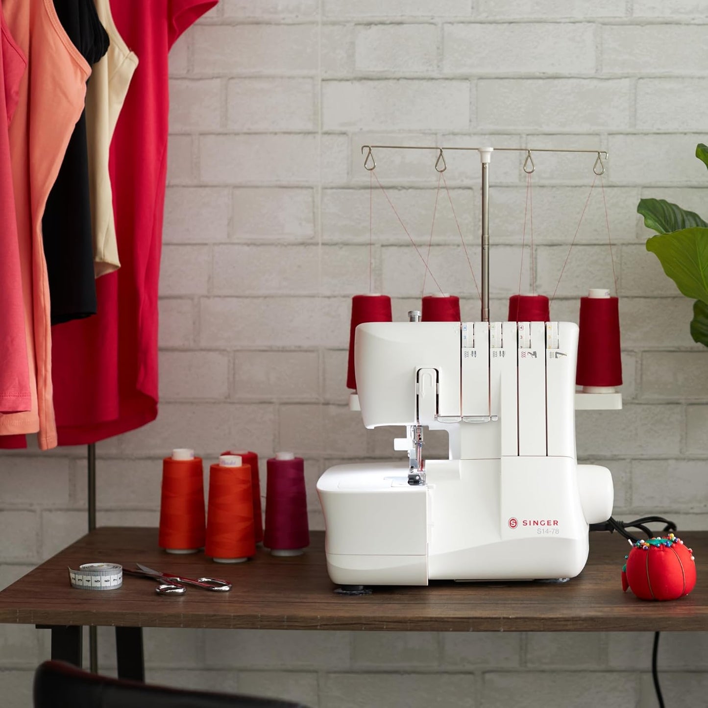 SINGER S14-78 Serger with Accessory Kit | Overlock Machine with 2-3-4 Stitch Capability, 1200 Stitches/Minute, Differential Feed, LED Light & Free Arm, White - PuriLite