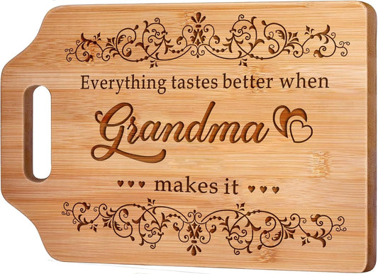 Grandma Gifts, Mothers Day Christmas, Birthday Gifts for Grandma from Grandkids - Engraved Bamboo Cutting Board 31 * 22 * 1cm, Stocking Stuffers for Women