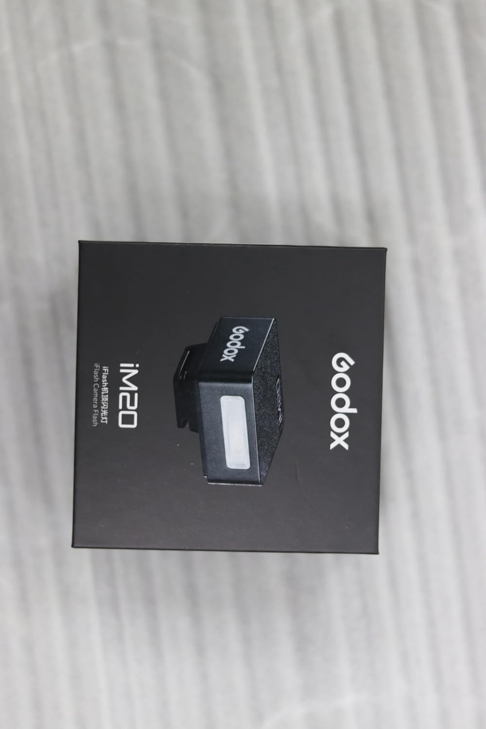 Godox Flash Godox iM20 Camera Flash - godox iM20 Mini Flash Manual 440 Full-Power Flashes/3s Recycle/5 Power Levels, Camera Flash for Sony zve10/Sony zv1/Sony a7iii/Ricoh gr3/Fujifilm f1 etc. (Black)