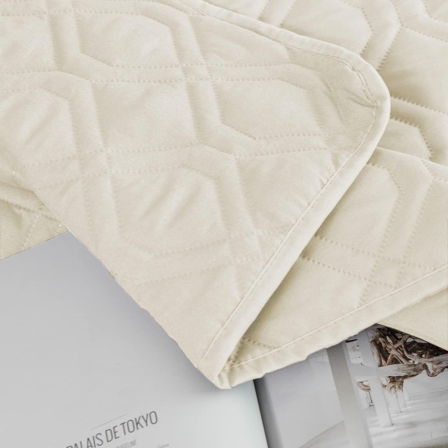 Ameritex Waterproof Dog Bed Cover Pet Blanket for Furniture Bed Couch Sofa Reversible