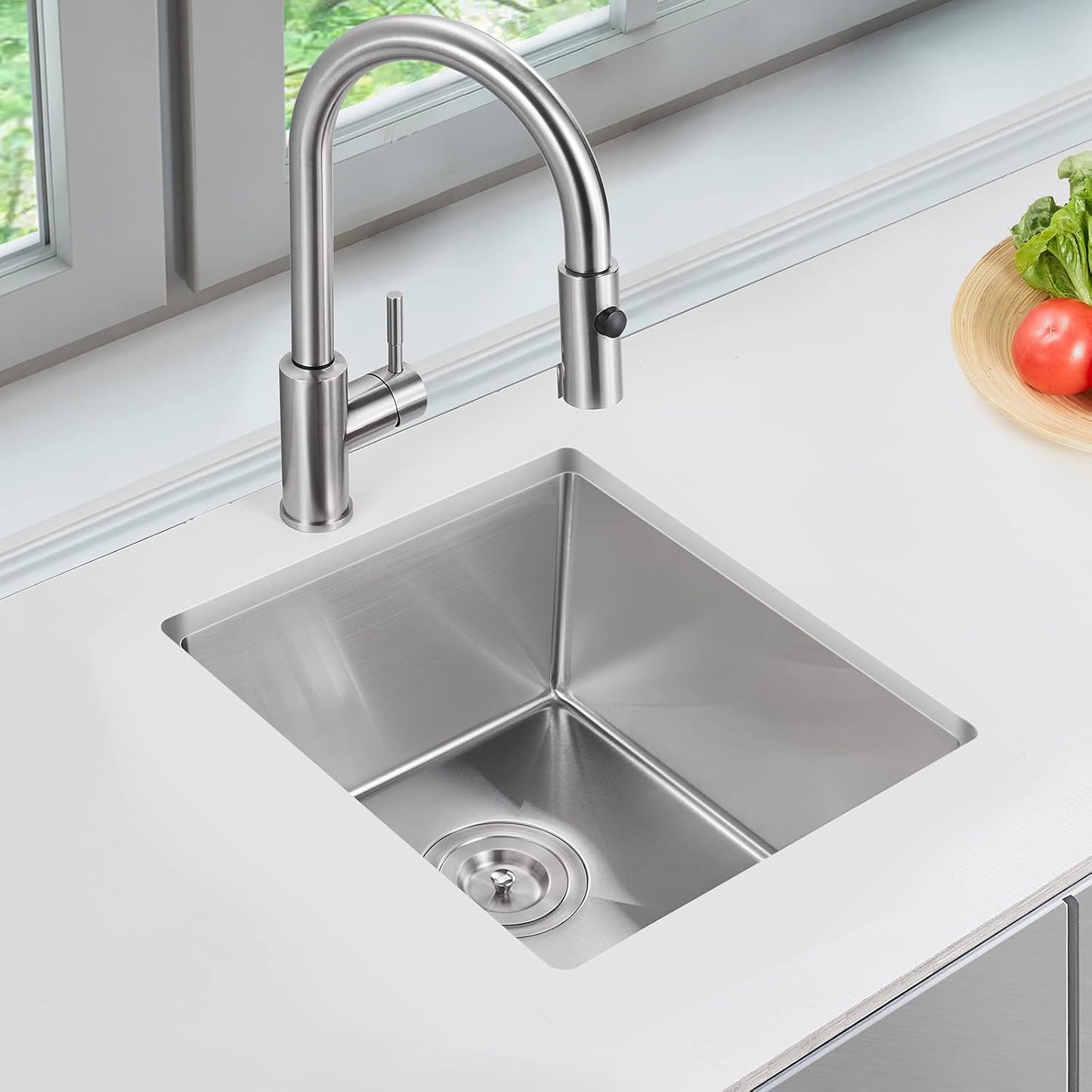 MENATT 20-inch Undermount Kitchen Sink, SUS304 Stainless Steel Handmade Single Bowl Kitchen Sink with Sink Strainer (Brushed), 20"x16"x9"