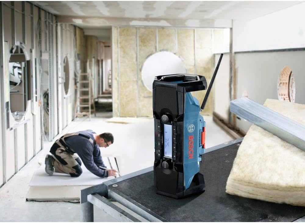 Bosch GPB18V-2CN 18V Compact Jobsite Radio with Bluetooth® 5.0