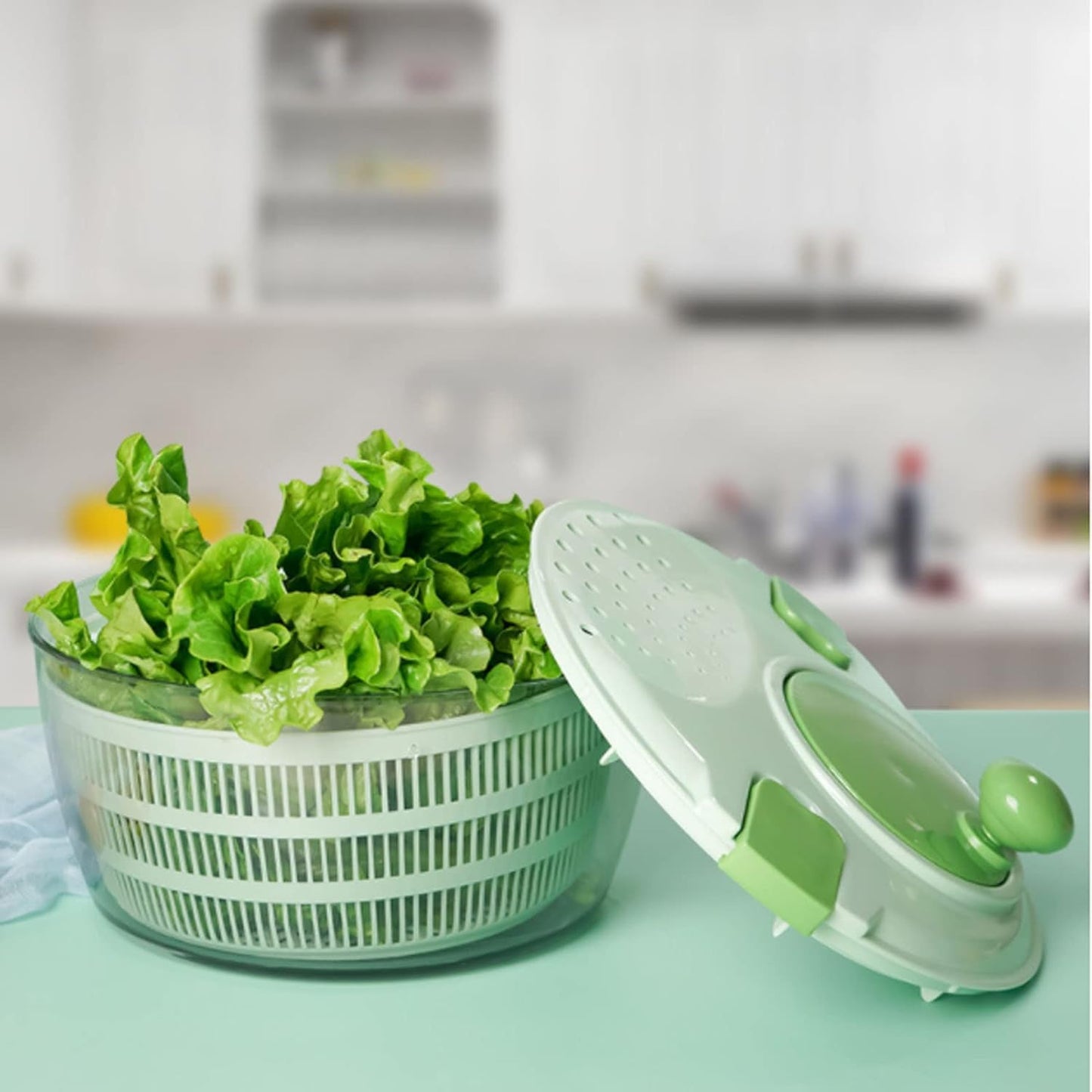 Salad Spinner, 4L Large Manual Vegetable Spining Washer with Secure Lid Lock & Clear Bowl, Lettuce Spinner for Salad, Vegetable Prepping