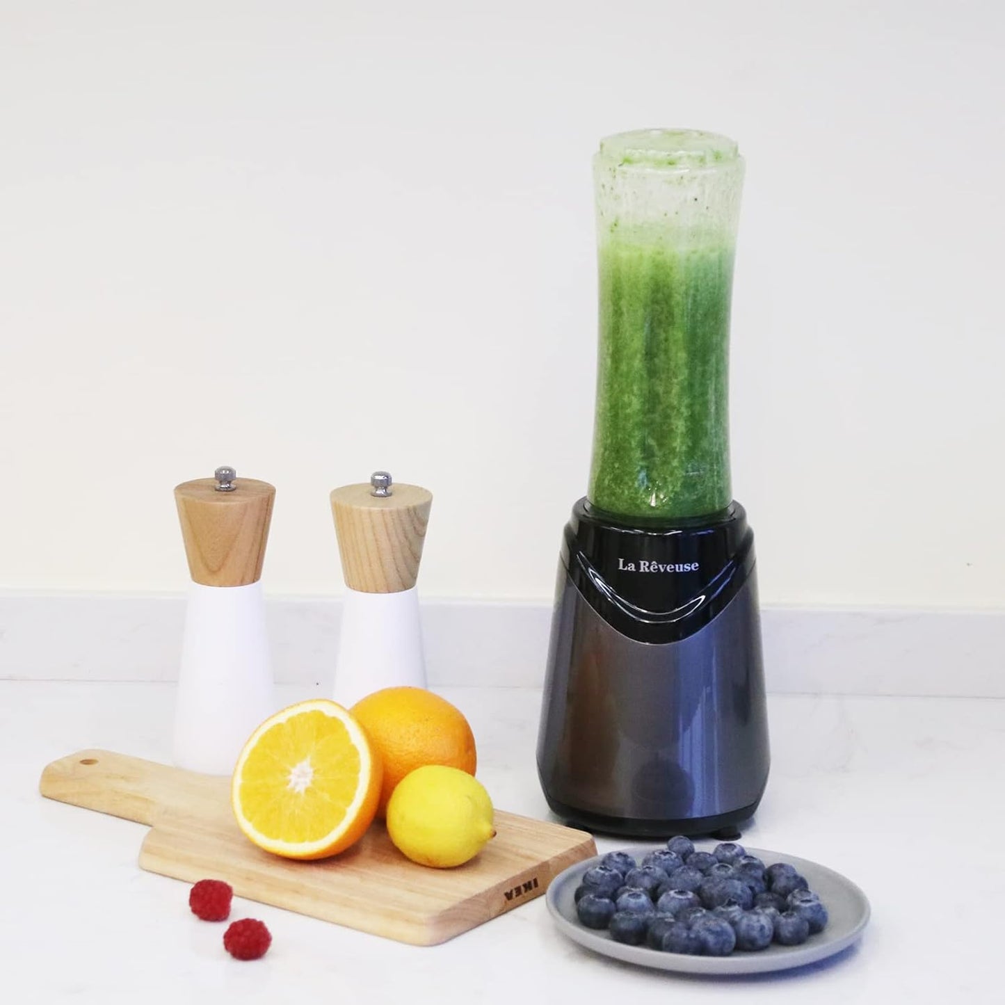 La Reveuse Smoothies Blender Personal Size 300 Watts with 2 Pieces 18 oz BPA Free Portable Travel Sports Bottles (Silver 2 Cups)