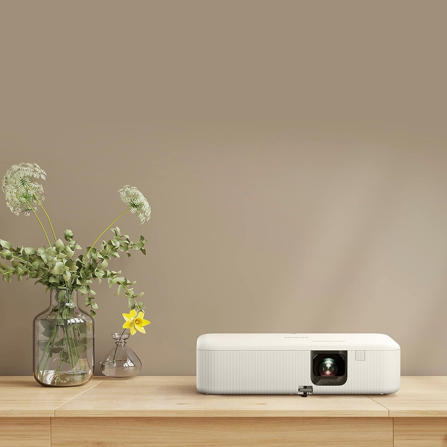 Epson EpiqVision Flex CO-FH02 Full HD 1080p Smart Streaming Portable Projector, 3-Chip 3LCD, 3,000 Lumens Colour/White Brightness, Android TV, Bluetooth, 300-Inch Home Entertainment/Work - White
