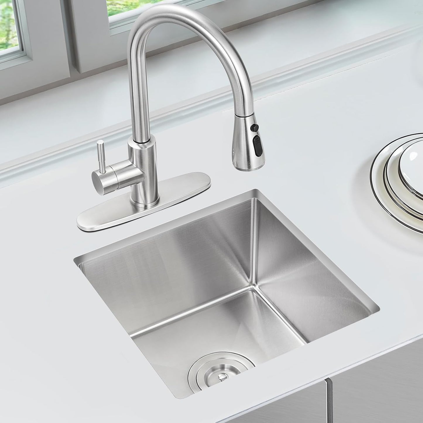 MENATT 20-inch Undermount Kitchen Sink, SUS304 Stainless Steel Handmade Single Bowl Kitchen Sink with Sink Strainer (Brushed), 20"x16"x9"