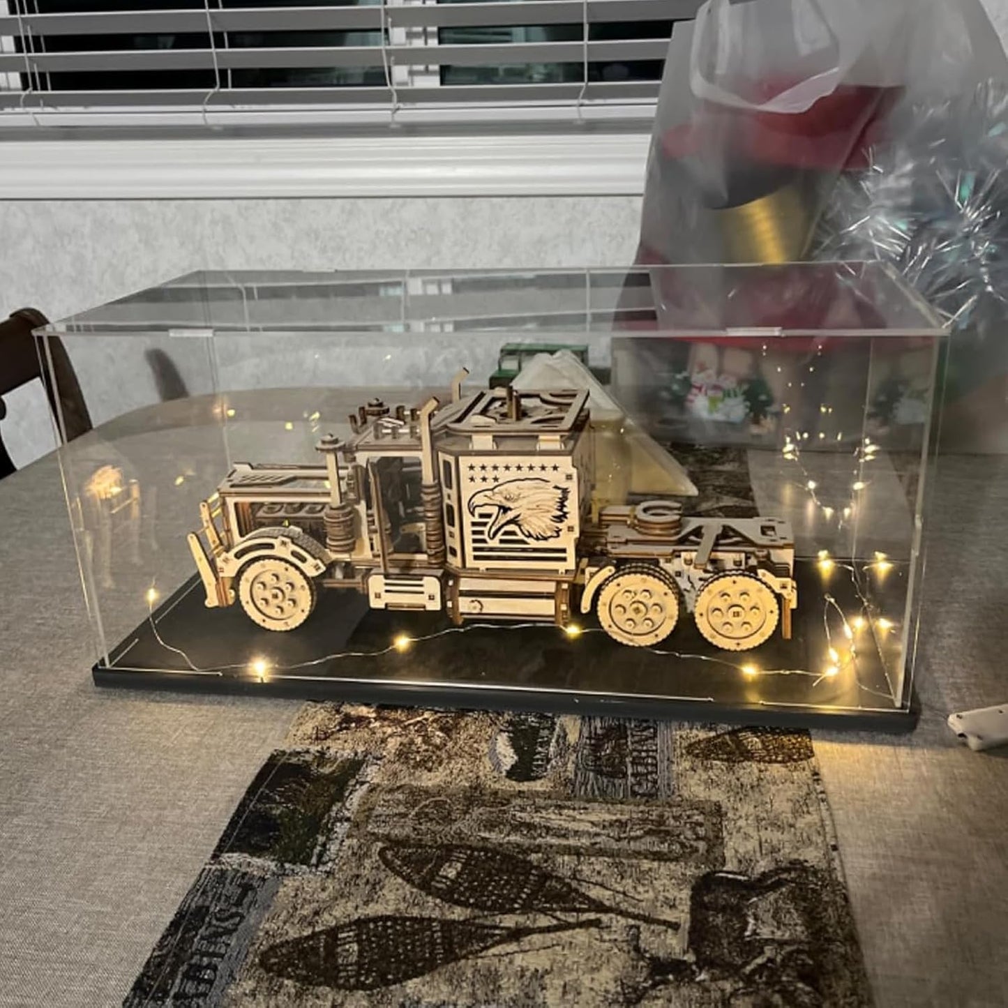 Thickened Clear Acrylic Display Case for Lego 10330 43268 76450 42170 10295 10353 Collectibles, Transparent Box Dustproof Protection with Wood-Plastic Base & String Light, Black Inside 40x20x20cm