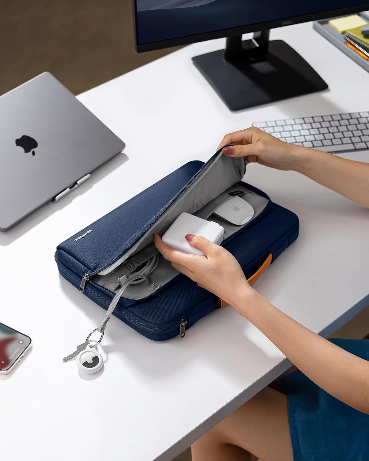 tomtoc 360 Protective Laptop Carrying Case for 16-inch New MacBook Pro M4/M3/M2/M1 Pro/Max 2024-2019, Water-Resistant Laptop Bag Sleeve with Accessory Pocket for The New Razer Blade 15