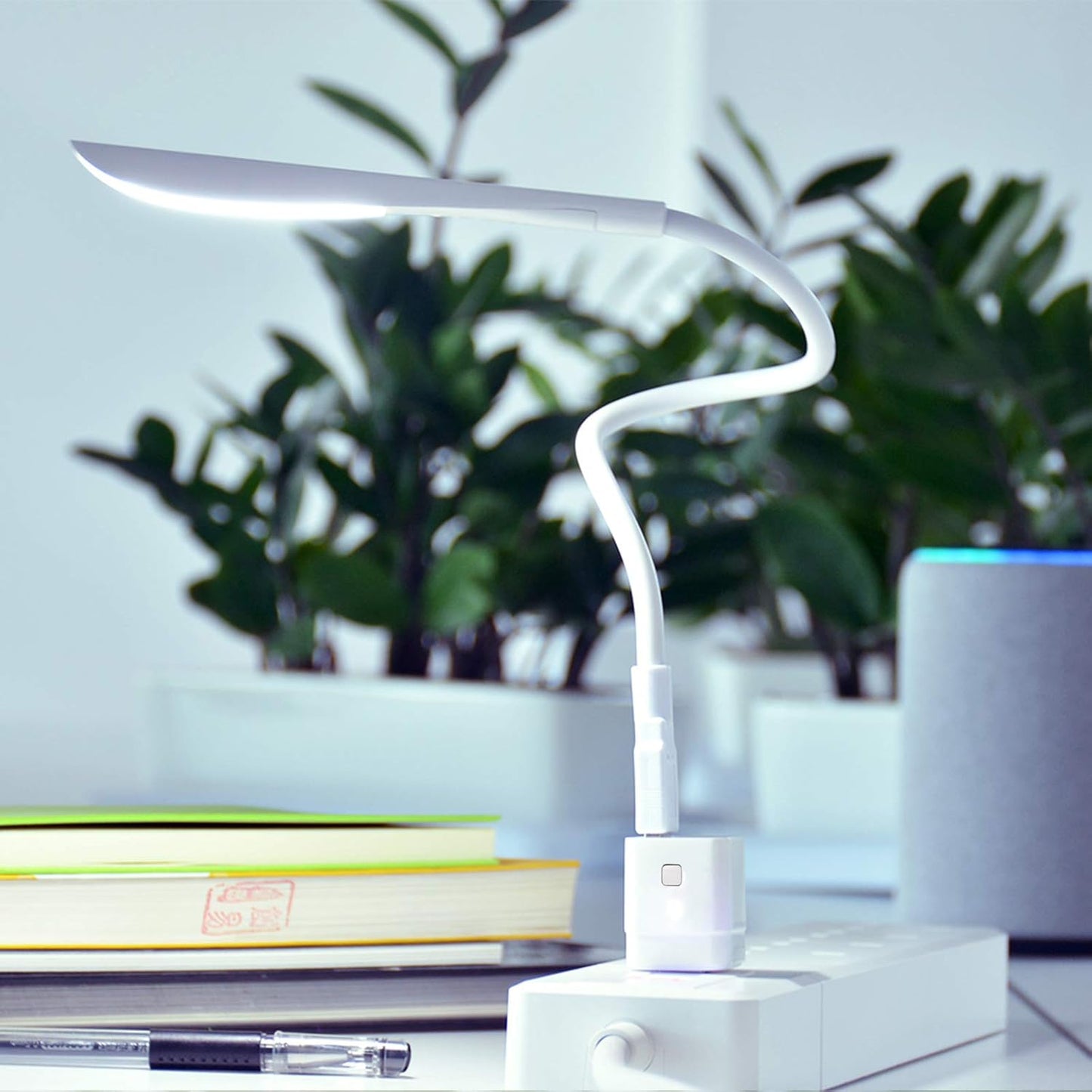 Purilite Select Smart USB Adapter – App-Controlled, Voice-Activated, Pocket-Sized Power Management