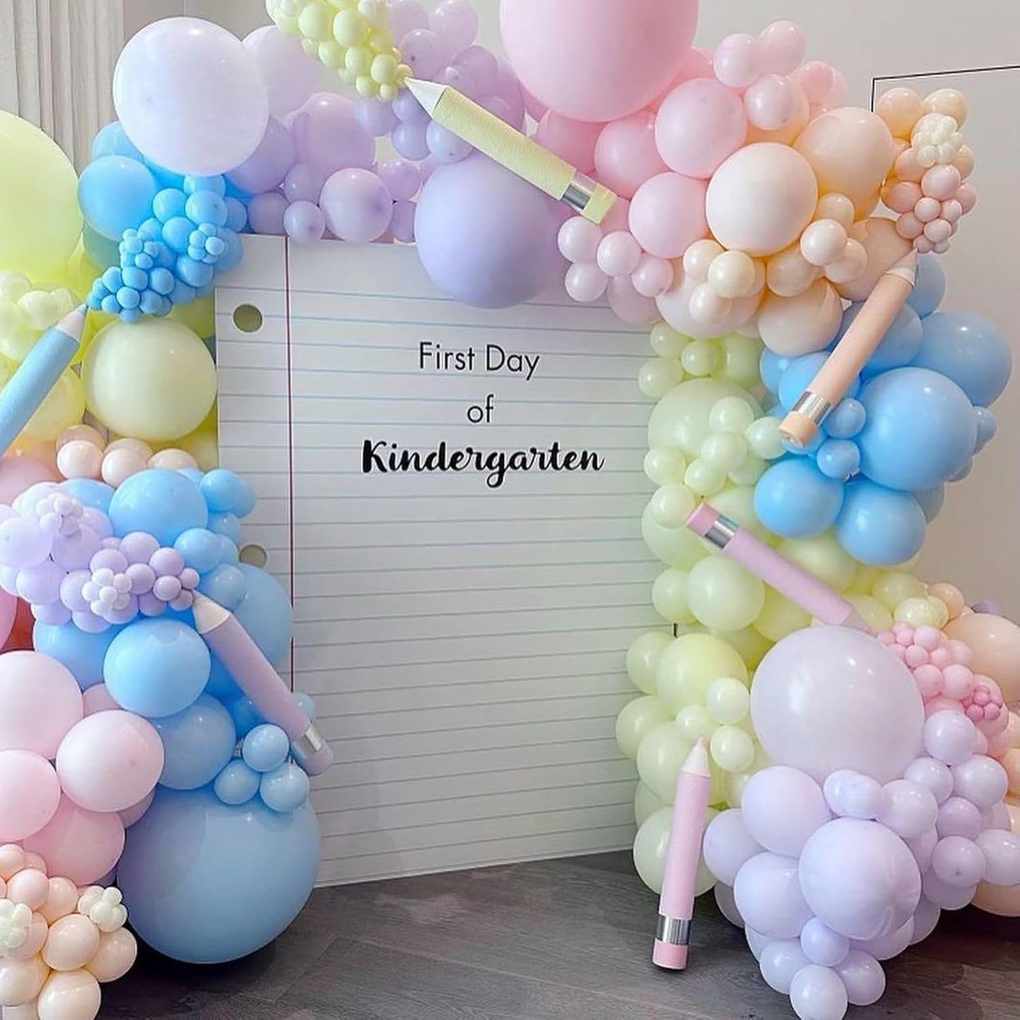 Gold Metallic Chrome Latex Balloon Arch Kit, 102PCS 18In 12In 10In 5In Arch Garland For Festival Picnic, Engagement, Wedding, Birthday Party, Gold Theme Anniversary Decoration With 33FT Ribbon
