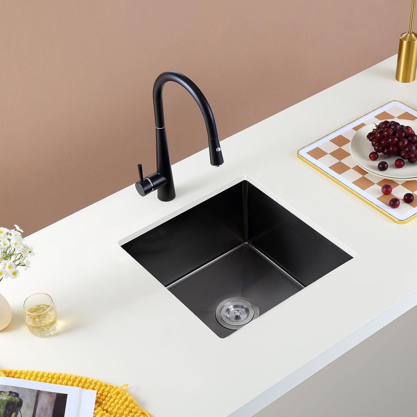 MENATT 20-inch Undermount Kitchen Sink, SUS304 Stainless Steel Handmade Single Bowl Kitchen Sink with Sink Strainer (Brushed), 20"x16"x9"