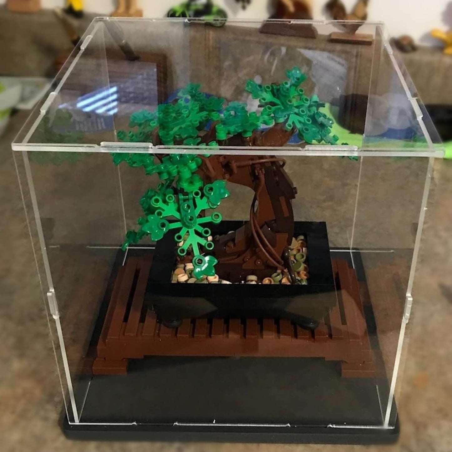 Thickened Clear Acrylic Display Case for Lego 10330 43268 76450 42170 10295 10353 Collectibles, Transparent Box Dustproof Protection with Wood-Plastic Base & String Light, Black Inside 40x20x20cm