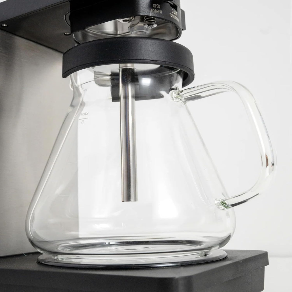 SimplyGoodCoffee THE BREWER - Plastic-Free. Coffee Maker/Coffee Machine. 8 Cup Automatic Drip Pour Over Coffee Brewer. Easy To Use, Gold Cup Standard. Black/Stainless Steel
