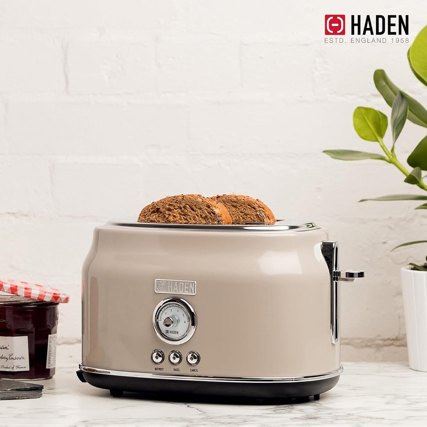 Haden Dorset 75083 Stainless Steel 1500W Retro Toaster 4 Slice Wide Slot w/Removable Crumb Tray and Settings, Black/Copper Toasters w/Adjustable Browning Control, Smart Toaster