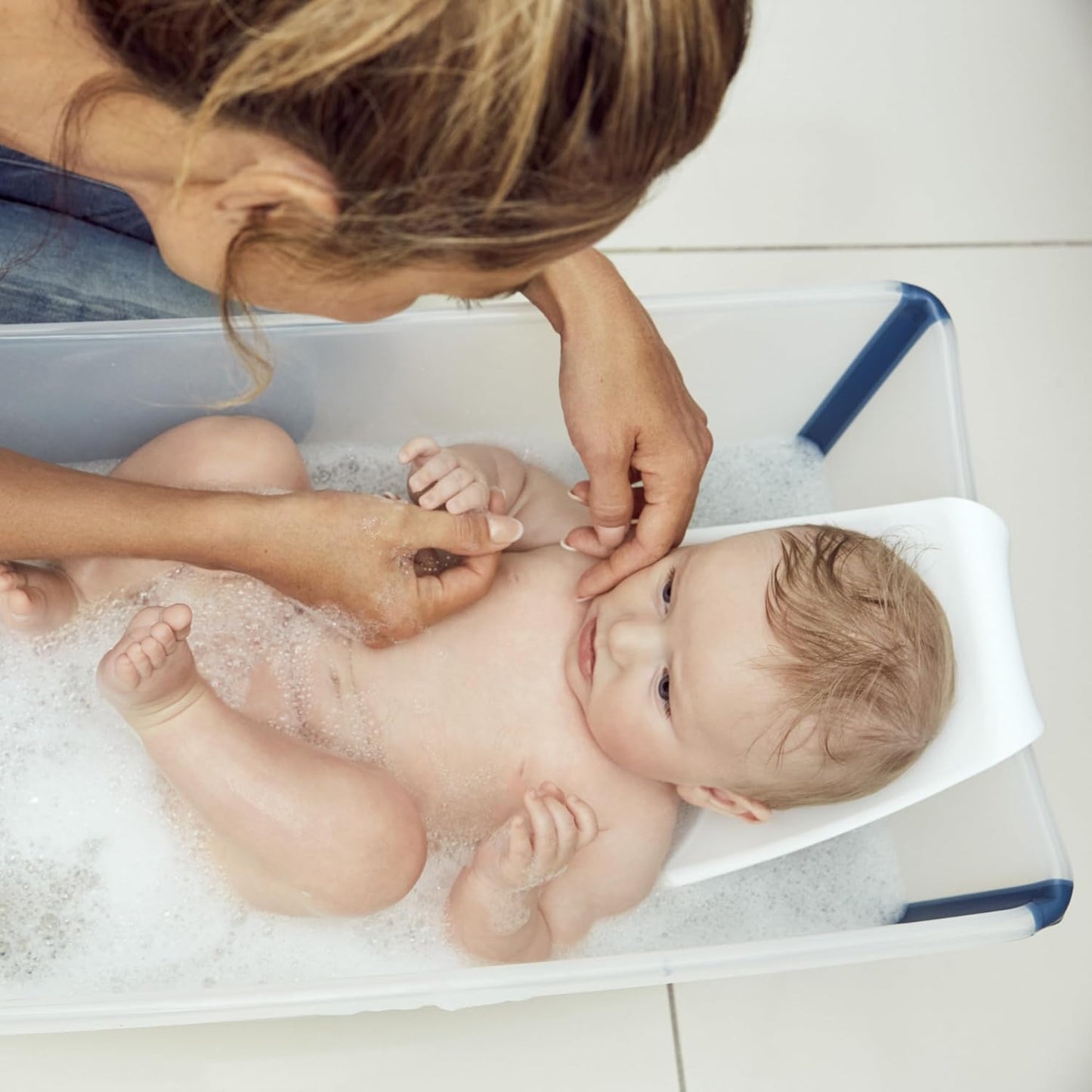 Stokke Flexi Bath Newborn Support, White - Made to Fit Stokke Flexi Bath Foldable Baby Bathtub - Lightweight, Convenient, Comfortable & Safe - Best for Babies Up to Eight Months or 17.6 lbs
