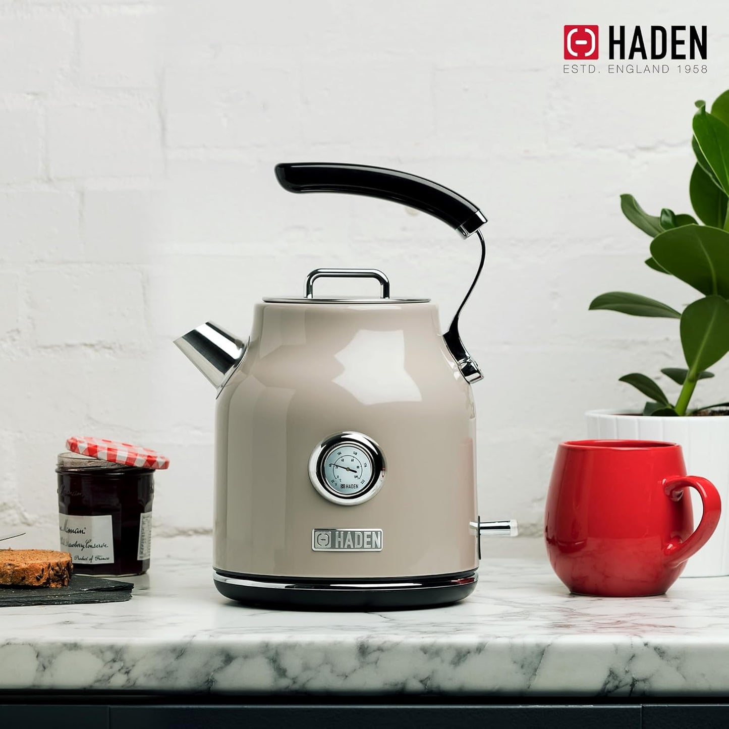 Haden Dorset 75070 Retro Stainless Steel Tea Kettle, 1500W Hot Water Kettle Electric Kettles for Boiling Water, 1.7L Black/Copper Electric Tea Kettles Automatic Shut Off, Boil-Dry Protection Tea Pots