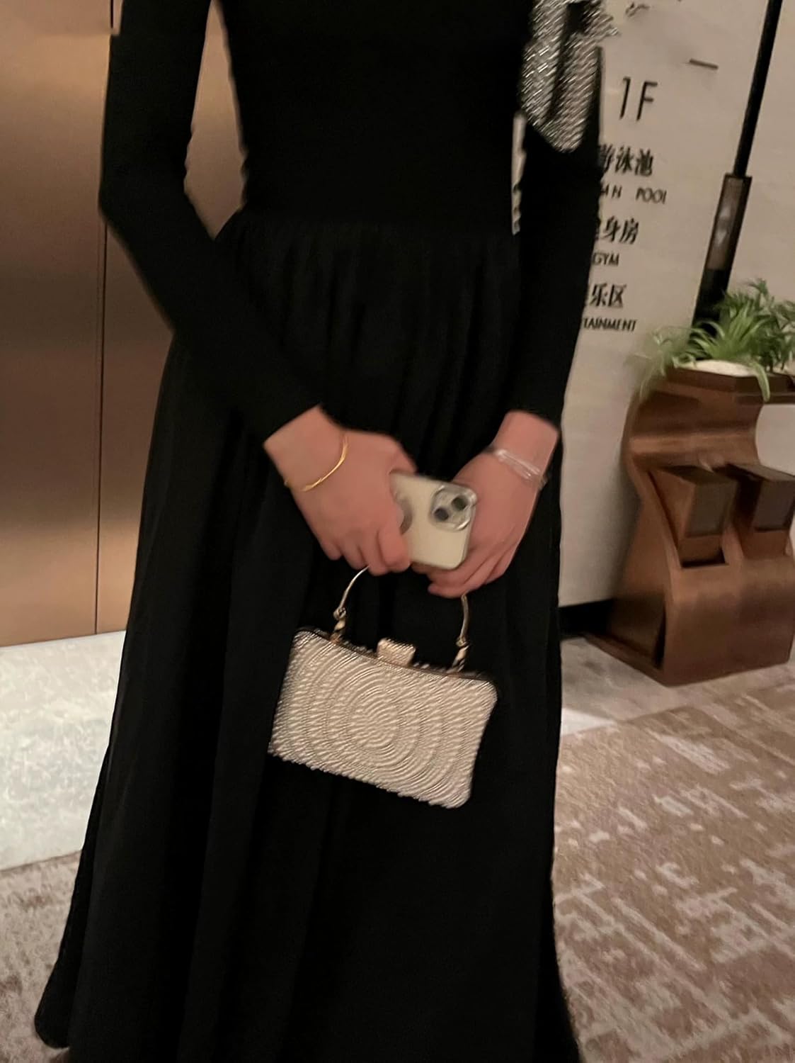 Women's Evening Handbags Pearl Clutch Purse Beaded bag Bridal Clutch wedding Purse