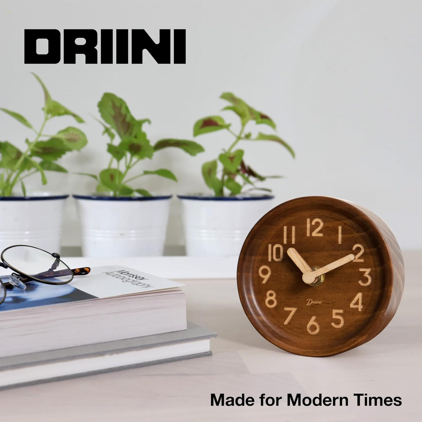 Driini Wooden Analog Desktop Clock – 4.3 in. Decorative Pinewood Clock, No-Tick Design – Easy to Read Silent Sweep Mantle Clock – Quiet Tabletop Clocks with Wood Body, Hands, & Battery Cover; White