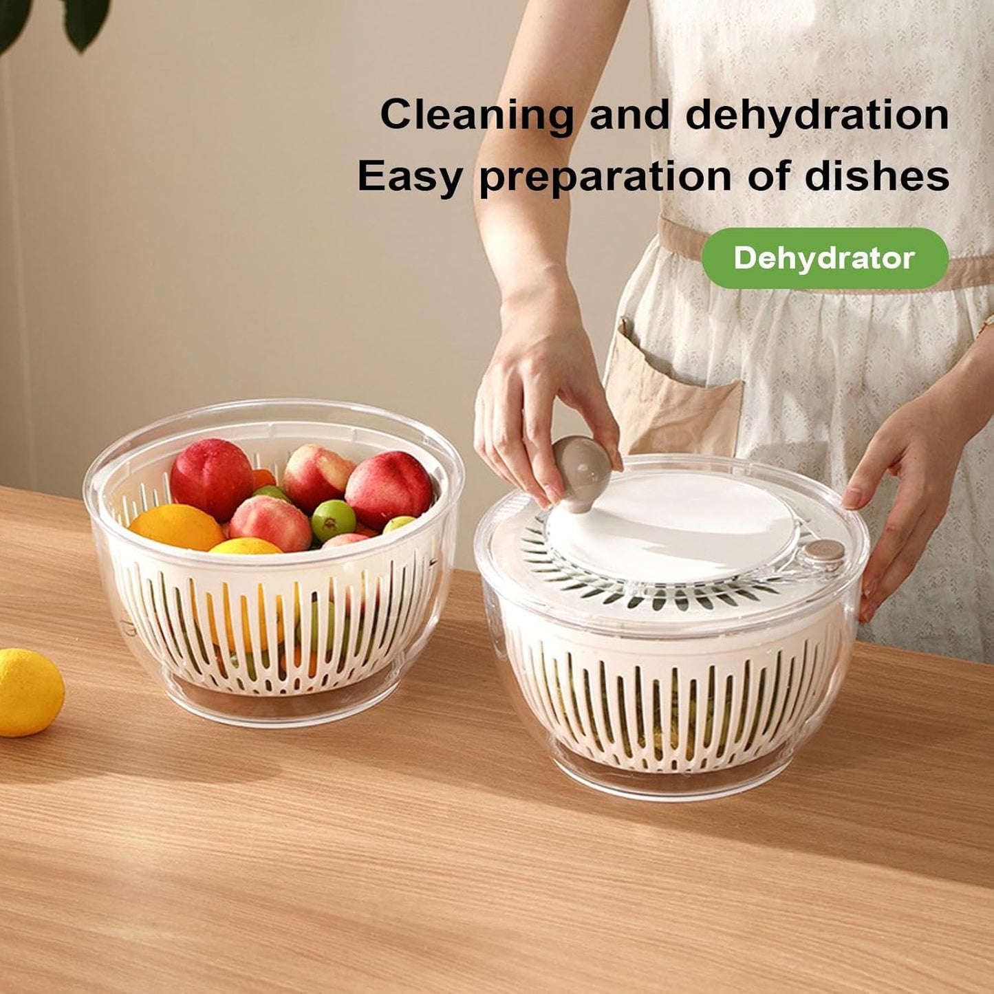 Small Salad Spinner – 4.5 L Vegetable Centrifuge – Non-Slip Base Easy Cleaning Container Storage for Vegetables in Refrigerator