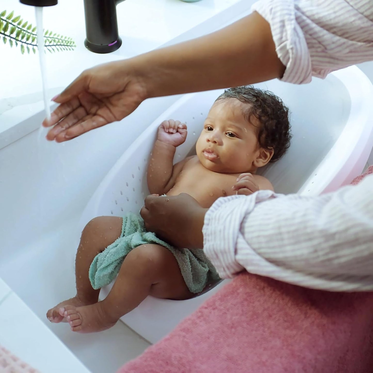 Ingenuity: ity by Ingenuity Easy Rinse Bather, 0-6 Months, Up to 20 lbs