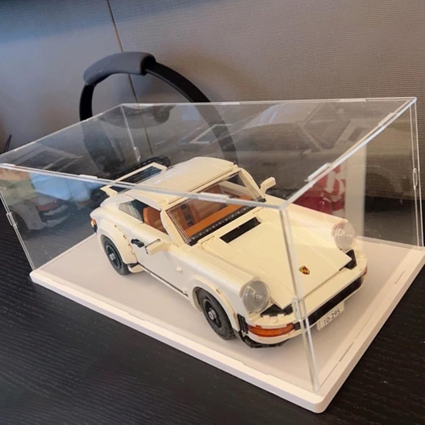 Thickened Clear Acrylic Display Case for Lego 10330 43268 76450 42170 10295 10353 Collectibles, Transparent Box Dustproof Protection with Wood-Plastic Base & String Light, Black Inside 40x20x20cm
