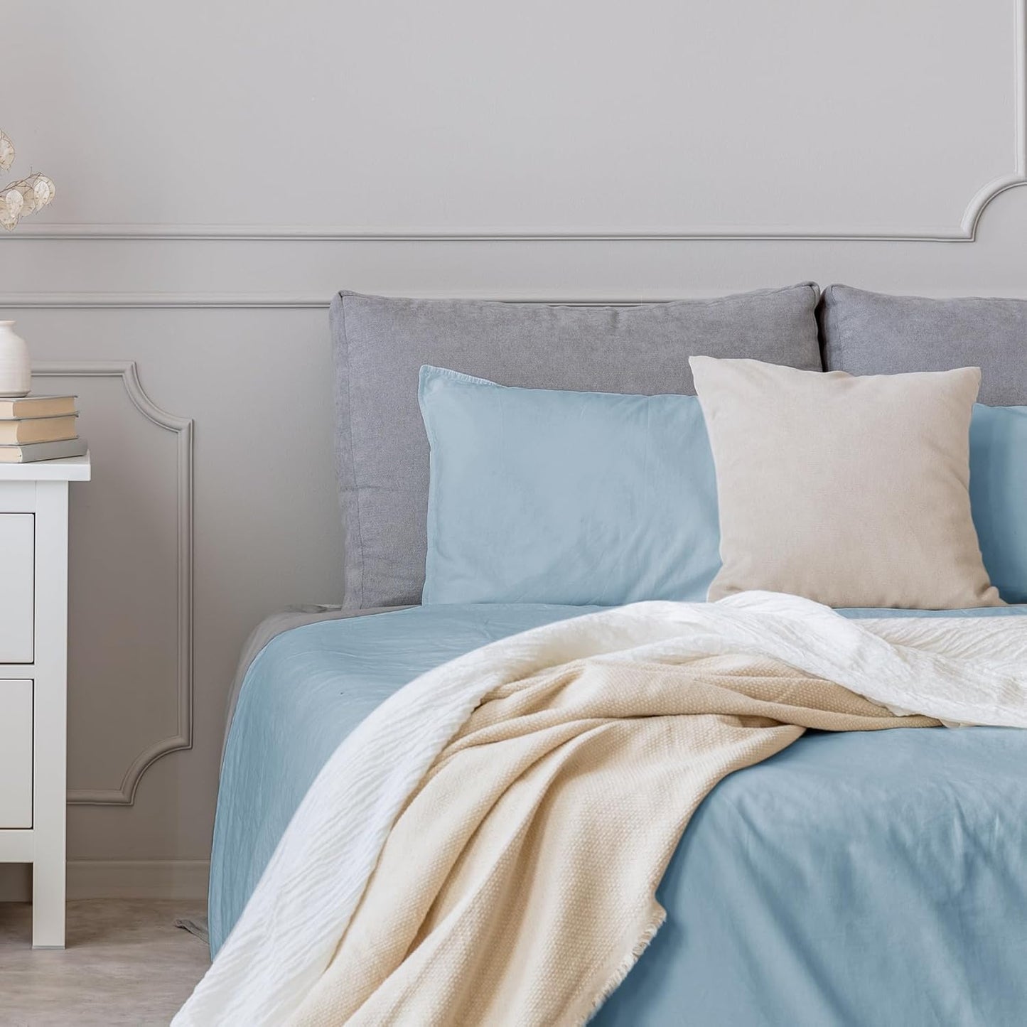JOLLYVOGUE Queen Size Bed Sheet Set - 4 Piece Bed Sheets Set with Deep Pocket - Soft Breathable & Cooling - Resists Shrinkage & Fading Draps Queen - Easy Care (Dark Grey)