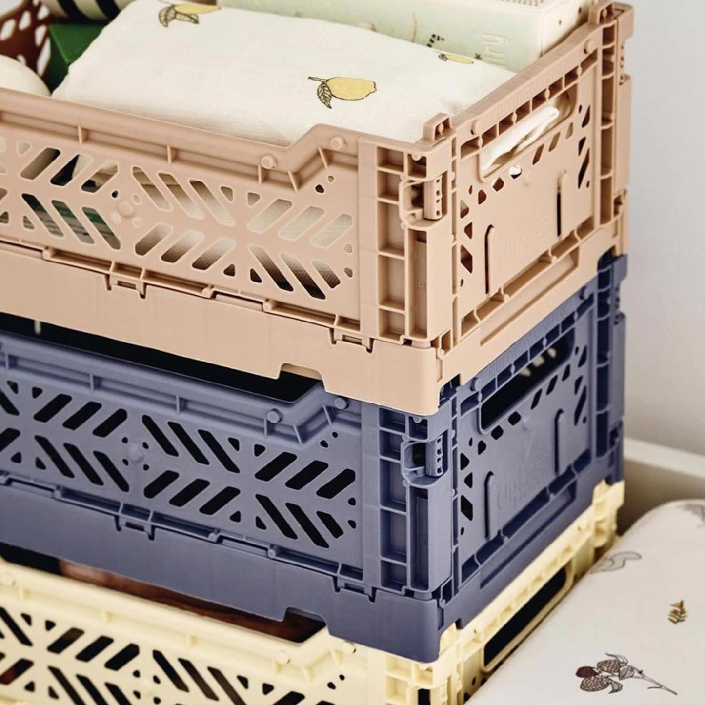 AYKASA Collapsible Storage Bins, Plastic Crate for Storage, Collapsible Crate, Utility Stackable Box (Small, Arctic blue)