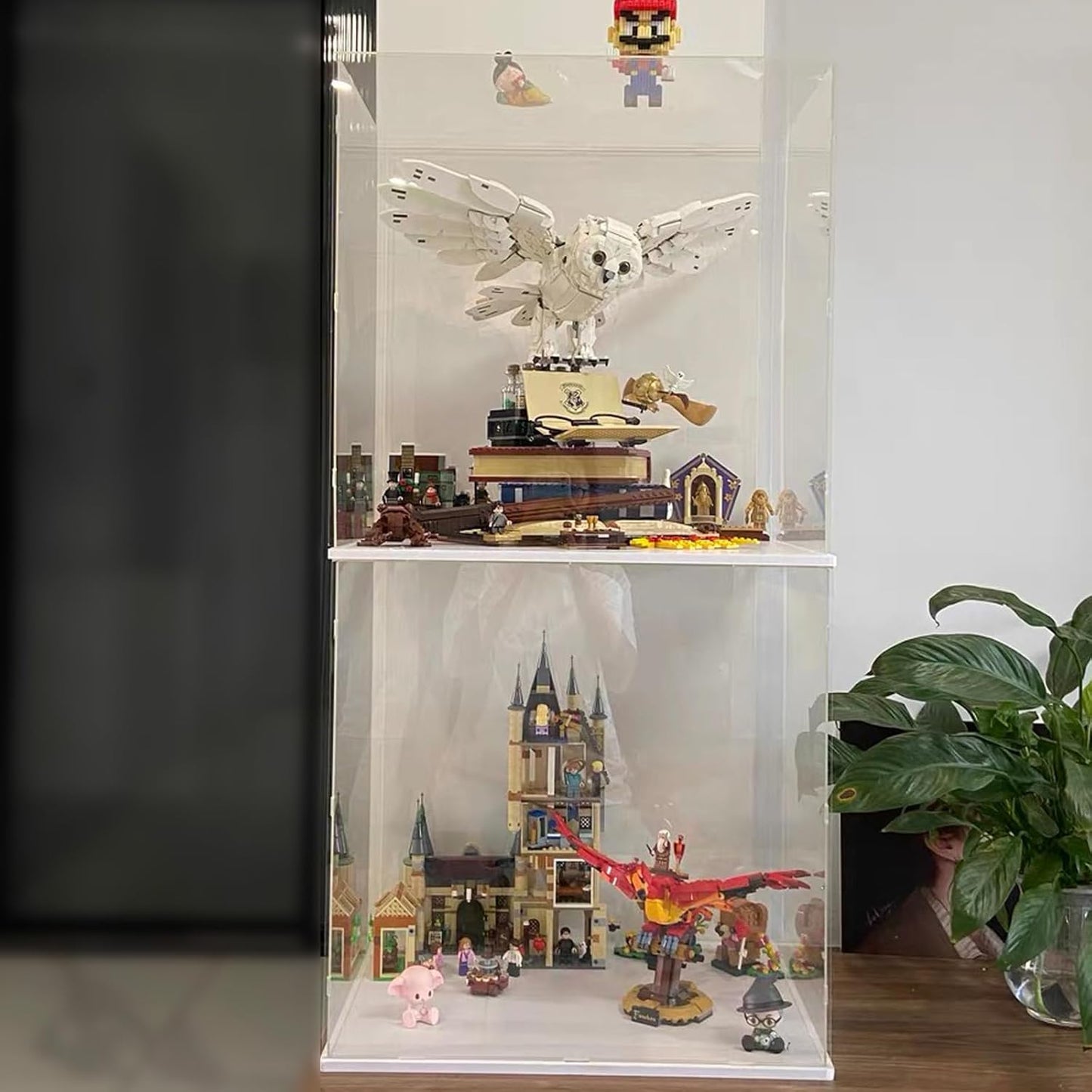 Thickened Clear Acrylic Display Case for Lego 10330 43268 76450 42170 10295 10353 Collectibles, Transparent Box Dustproof Protection with Wood-Plastic Base & String Light, Black Inside 40x20x20cm