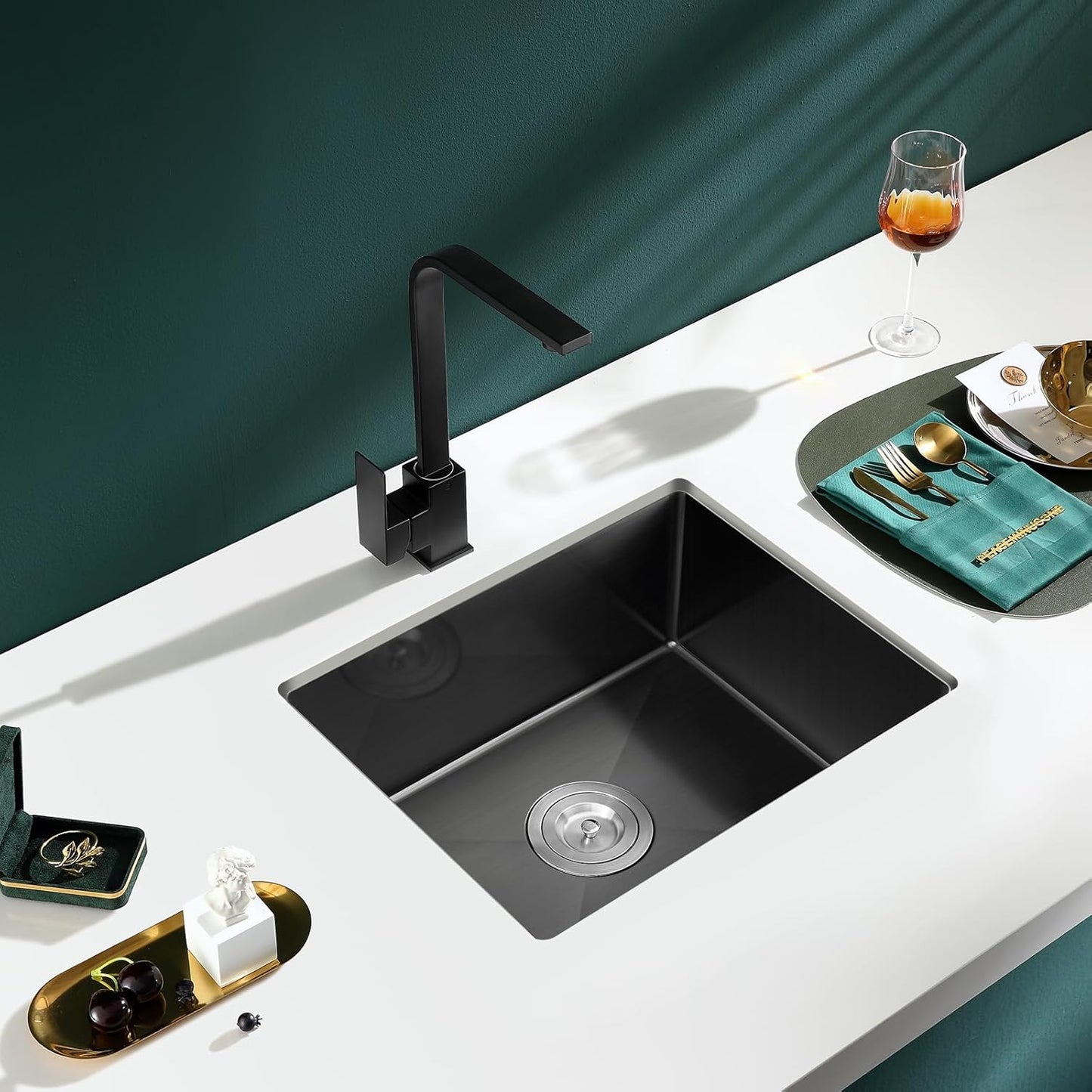 MENATT 20-inch Undermount Kitchen Sink, SUS304 Stainless Steel Handmade Single Bowl Kitchen Sink with Sink Strainer (Brushed), 20"x16"x9"