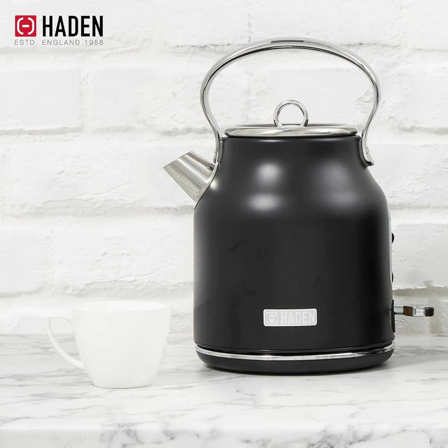 Haden 75041 Heritage 1.7 Liter (7 Cup) Stainless Steel Electric Kettle with Auto Shut-Off and Boil Dry Protection, Black/Copper