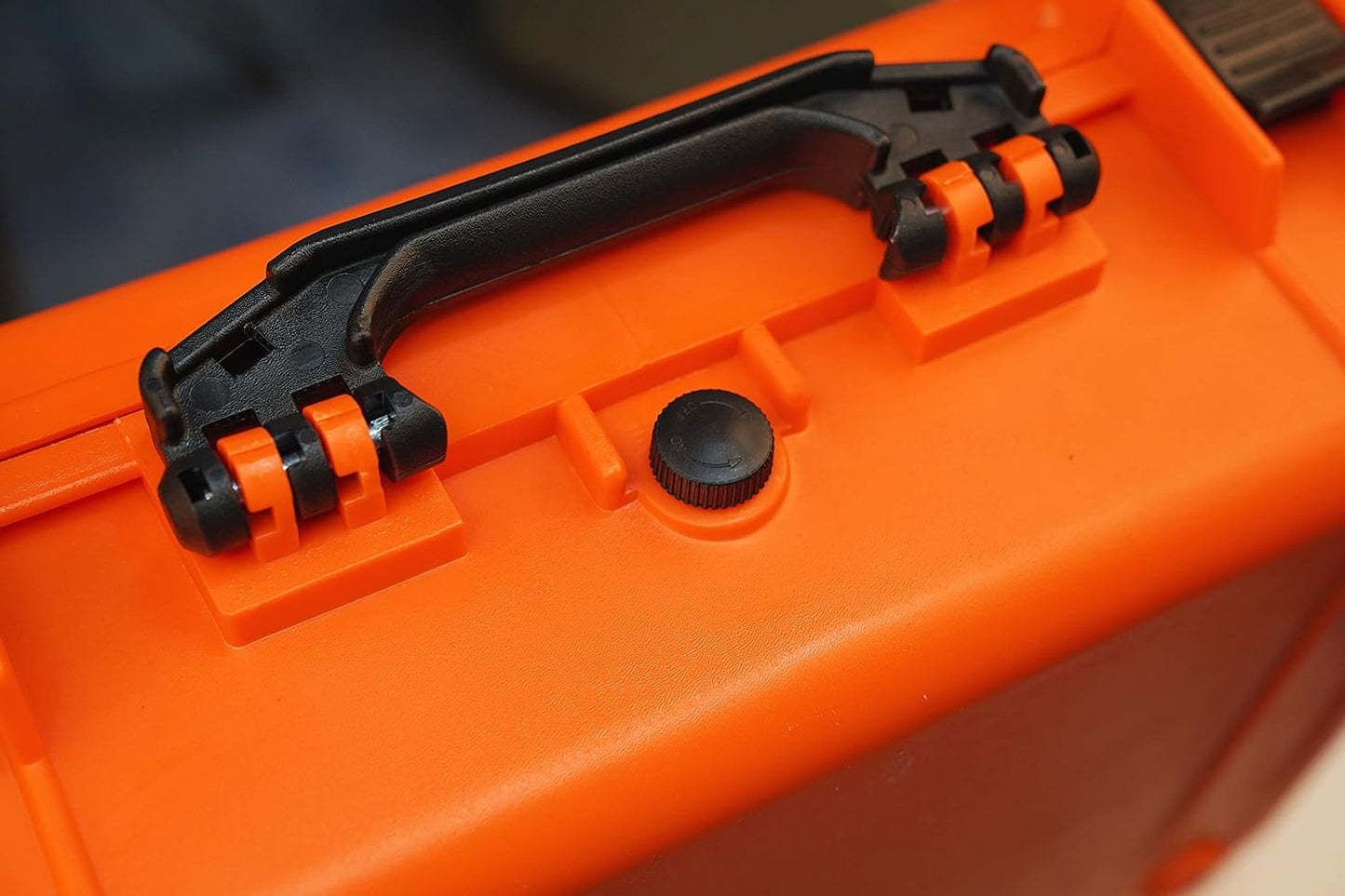 MEIJIA All Weather Portable Waterproof Hard Case,Camera Case with Customizable Fit Foam, Perfectly Protection of Camera, Drones,Pistols,Lens,Equipments,18.5 x14.06x6.93inches