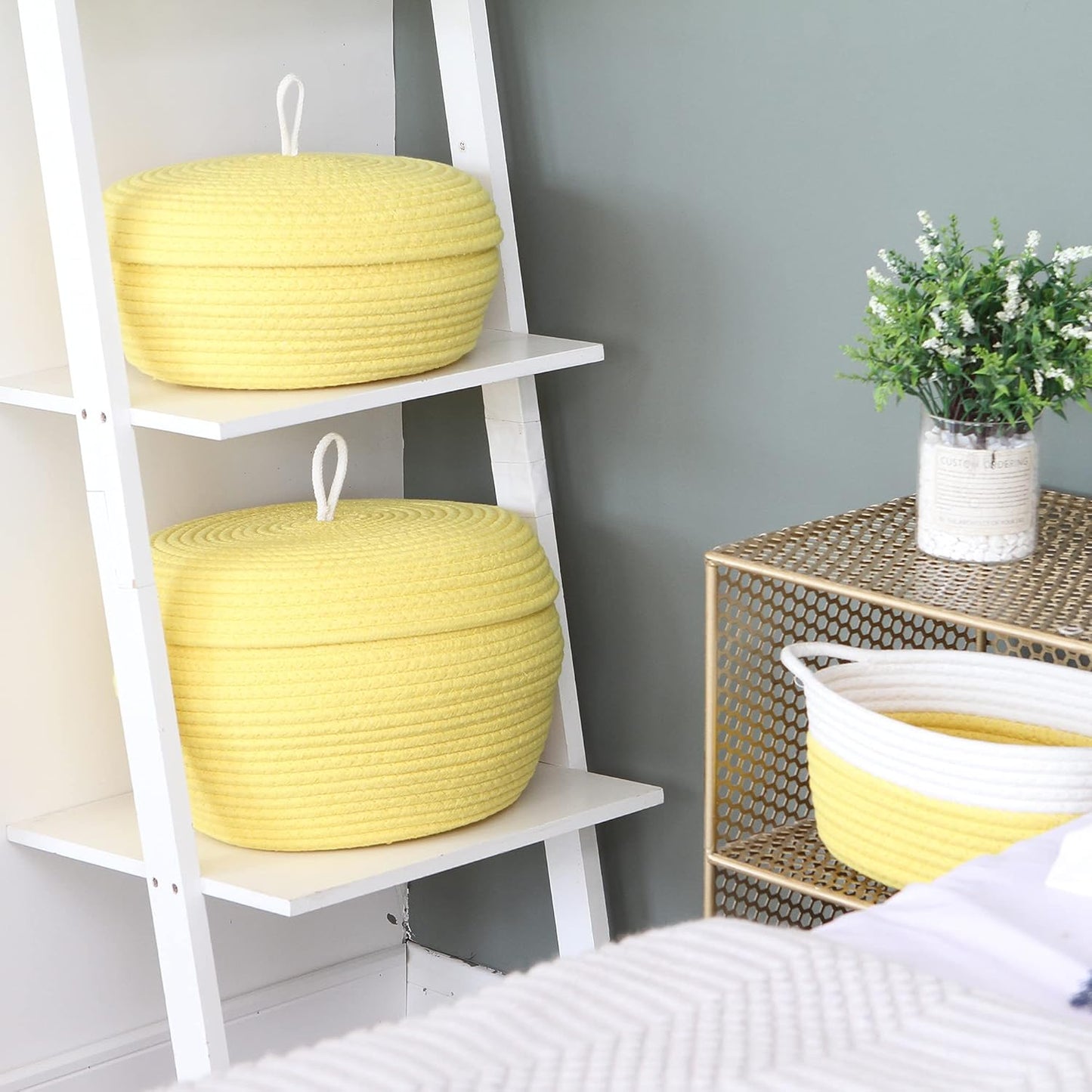 Sea Team Round Cotton Rope Storage Basket with Lid, Decorative Woven Storage Bin, Pot, Caddy, Organizer, Container for Snacks, Towels, Plants (Grey, Small)