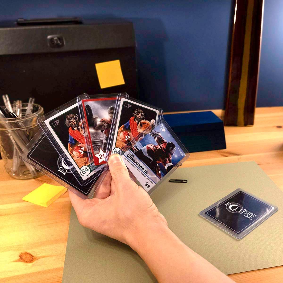 3" x 4" Regular Toploaders & Card Sleeves (200 Count Retail Pack)