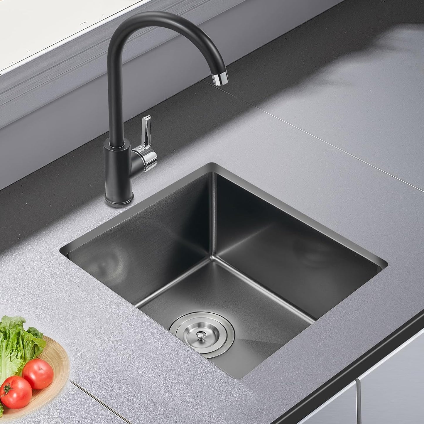 MENATT 20-inch Undermount Kitchen Sink, SUS304 Stainless Steel Handmade Single Bowl Kitchen Sink with Sink Strainer (Brushed), 20"x16"x9"