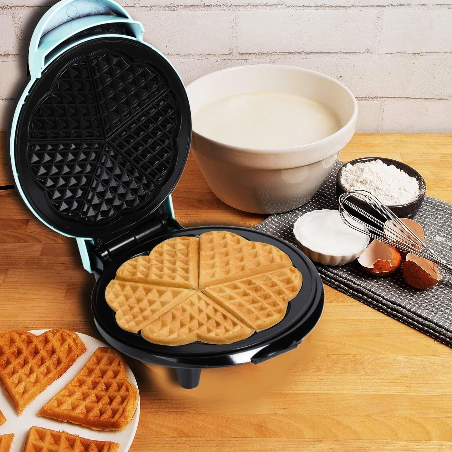 Mini Maker Waffle Maker 5“ Non-Stick Waffler Iron Stuffler Stuffed Wafflera Adjustable Browning Control, Heart, Azure