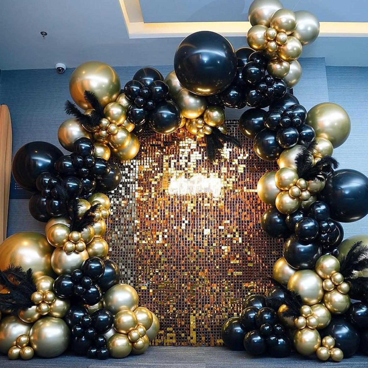 Gold Metallic Chrome Latex Balloon Arch Kit, 102PCS 18In 12In 10In 5In Arch Garland For Festival Picnic, Engagement, Wedding, Birthday Party, Gold Theme Anniversary Decoration With 33FT Ribbon