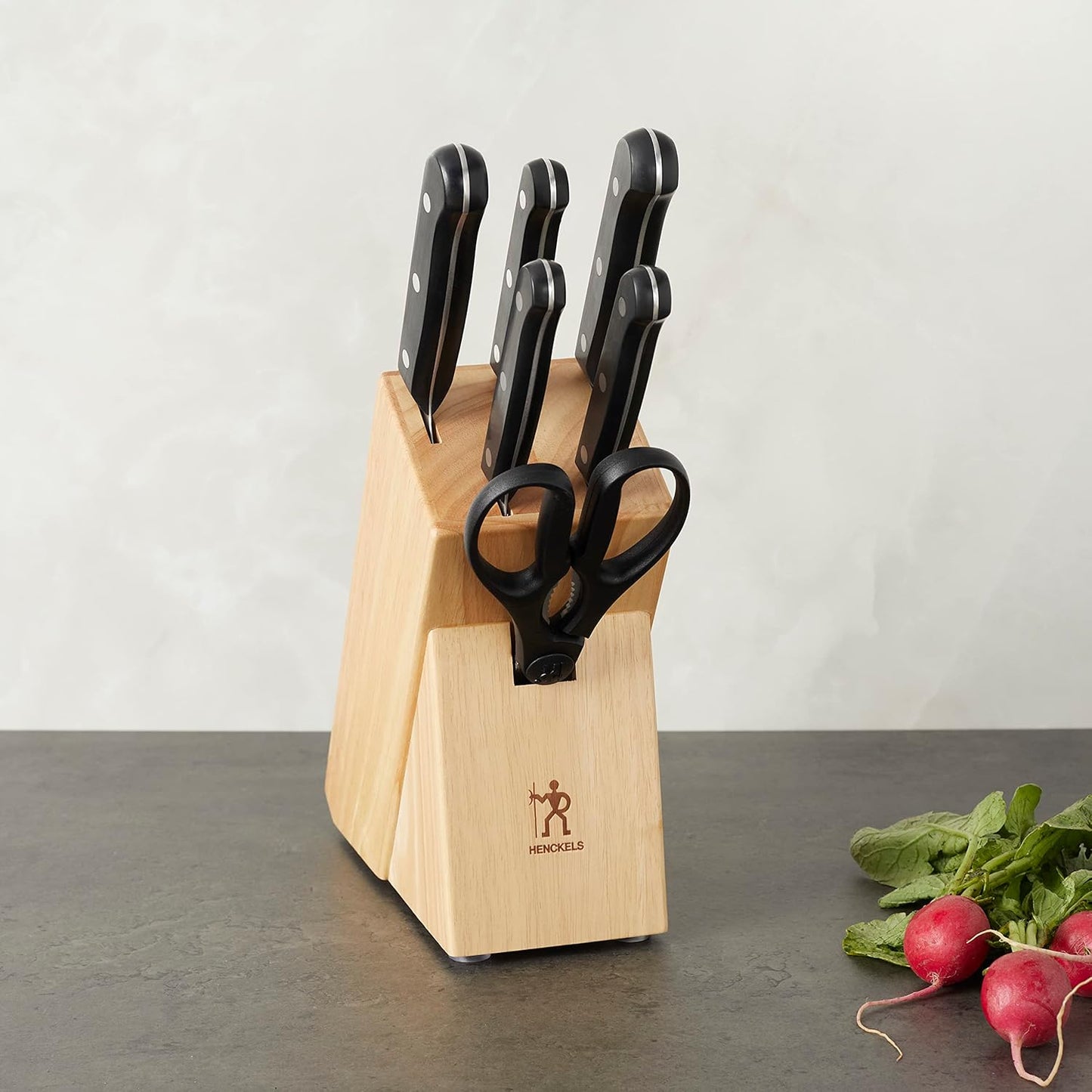 HENCKELS Solution Razor-Sharp 16-pc Self Sharpening Knife Block Set, Chef Knife, Bread Knife, Steak Knife, German Engineered Informed by 100+ Years of Mastery
