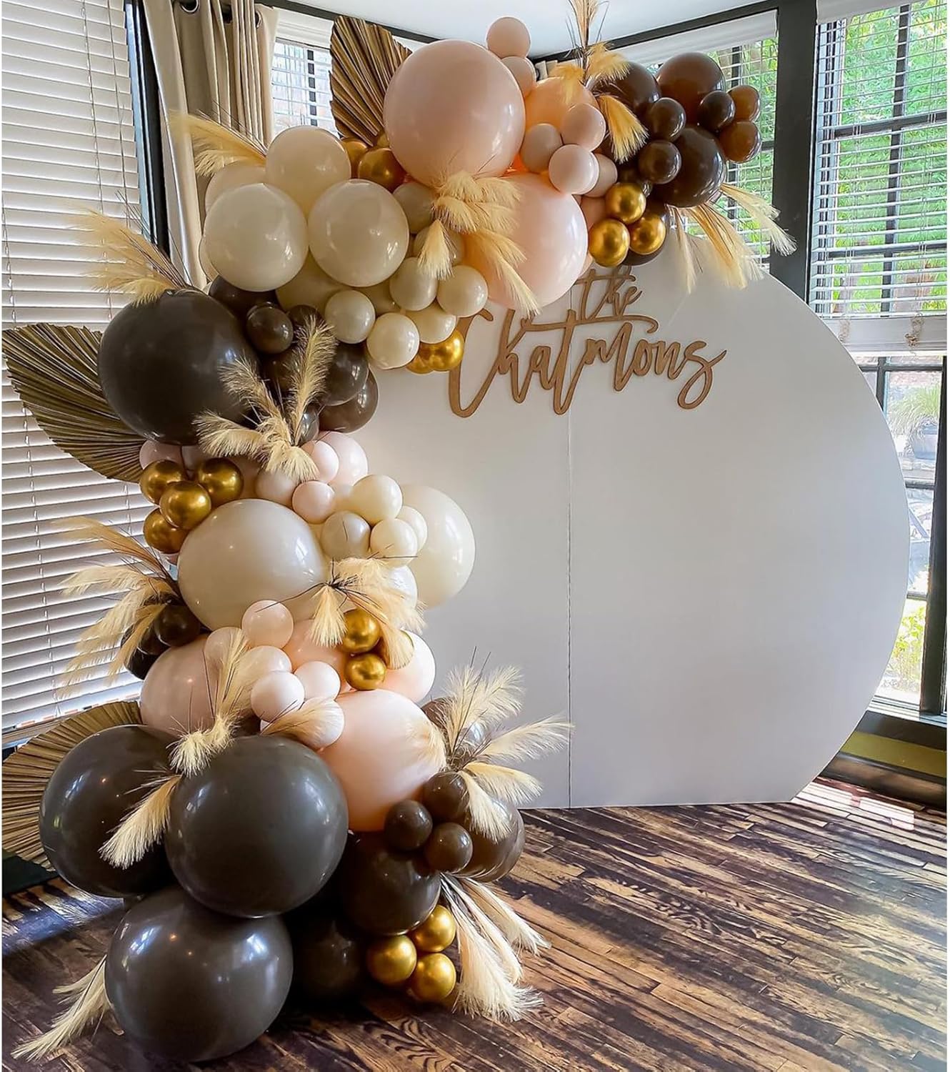 Gold Metallic Chrome Latex Balloon Arch Kit, 102PCS 18In 12In 10In 5In Arch Garland For Festival Picnic, Engagement, Wedding, Birthday Party, Gold Theme Anniversary Decoration With 33FT Ribbon