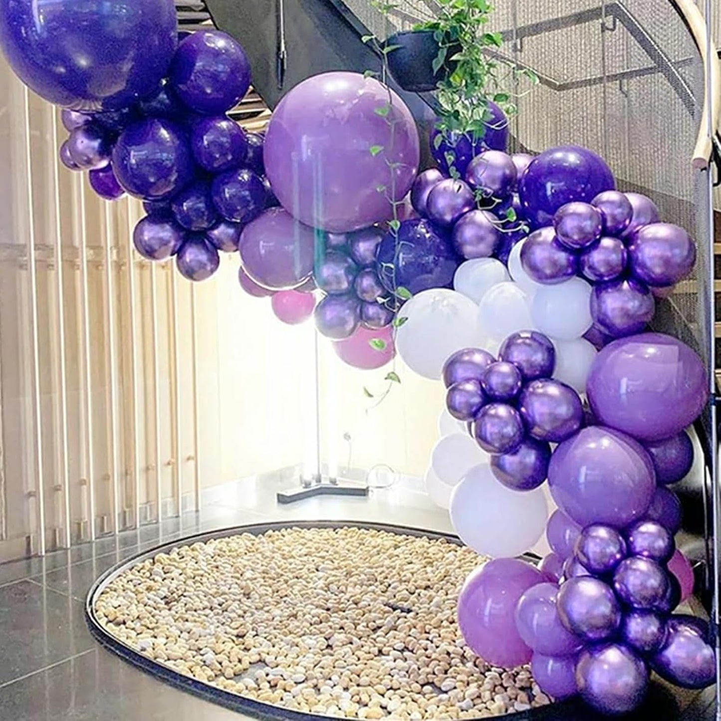 Gold Metallic Chrome Latex Balloon Arch Kit, 102PCS 18In 12In 10In 5In Arch Garland For Festival Picnic, Engagement, Wedding, Birthday Party, Gold Theme Anniversary Decoration With 33FT Ribbon
