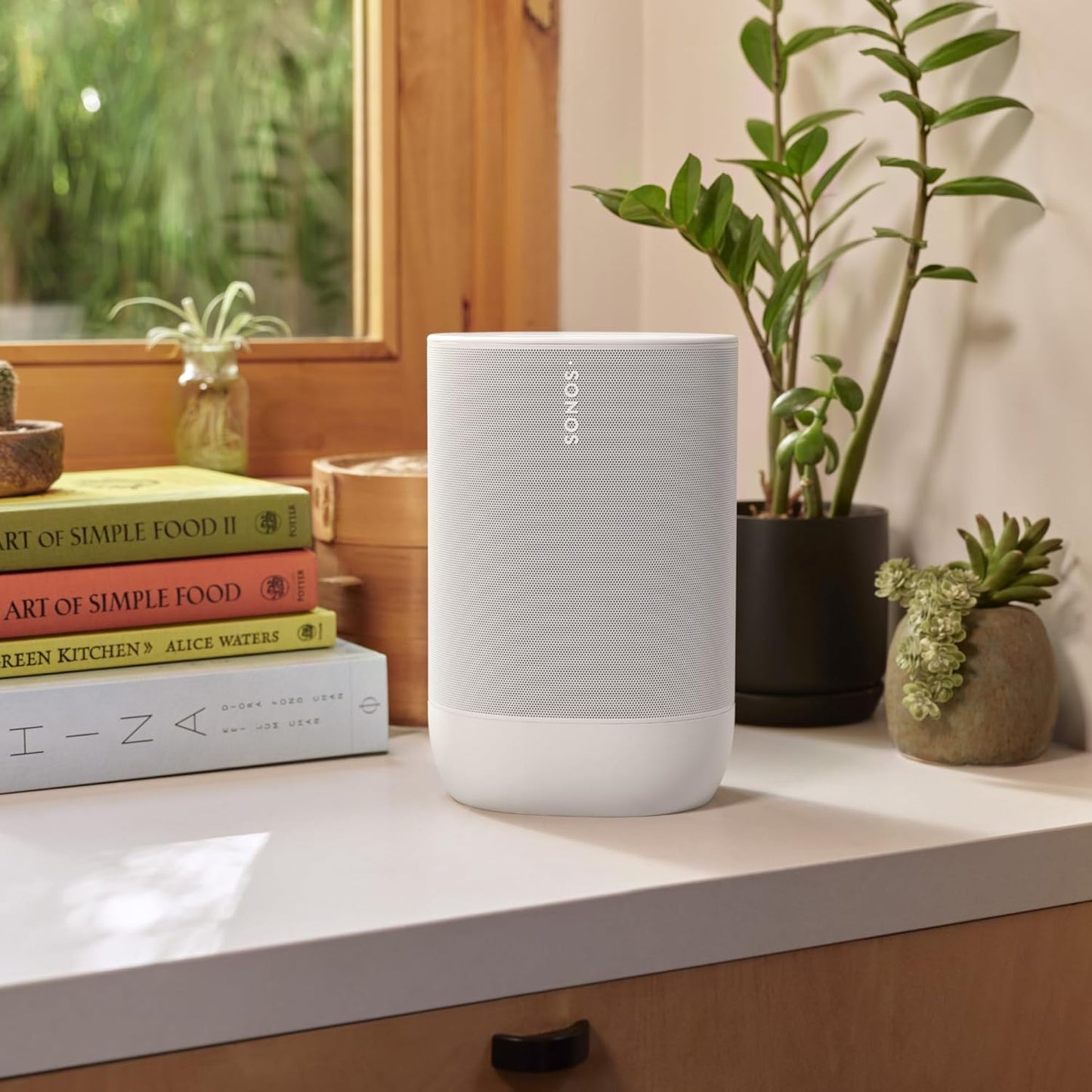 Sonos Move 2 - Black - Wireless Portable Bluetooth Speaker