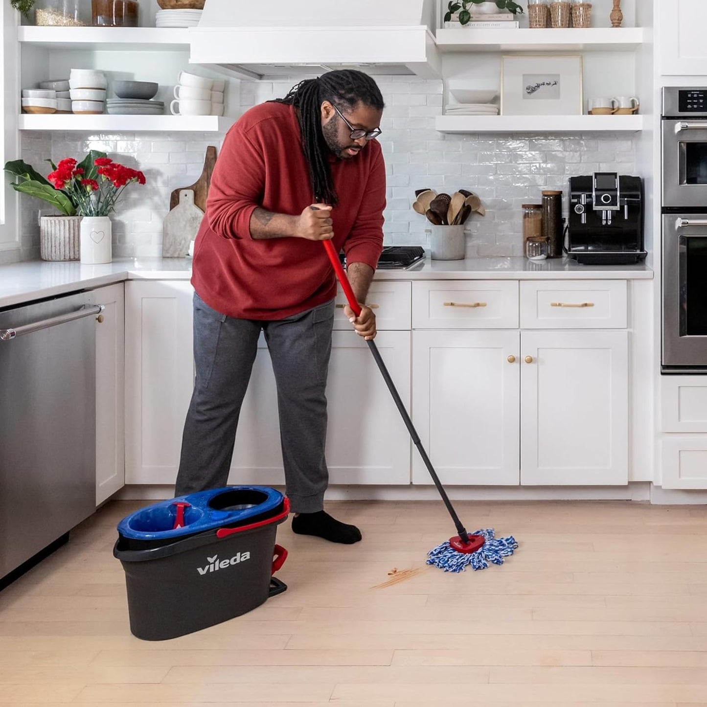 Vileda RinseClean Spin Mop & Bucket System | 2-Tanks Separate Clean and Dirty Water | Machine Washable and Reusable Microfibre Mop Head Replacement | Hands-Free Wringing Bucket