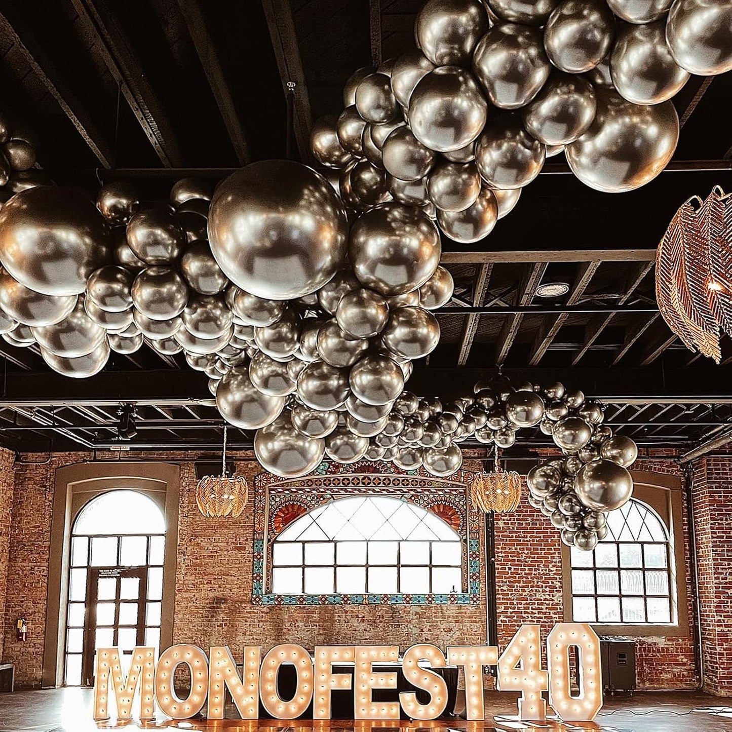 Gold Metallic Chrome Latex Balloon Arch Kit, 102PCS 18In 12In 10In 5In Arch Garland For Festival Picnic, Engagement, Wedding, Birthday Party, Gold Theme Anniversary Decoration With 33FT Ribbon