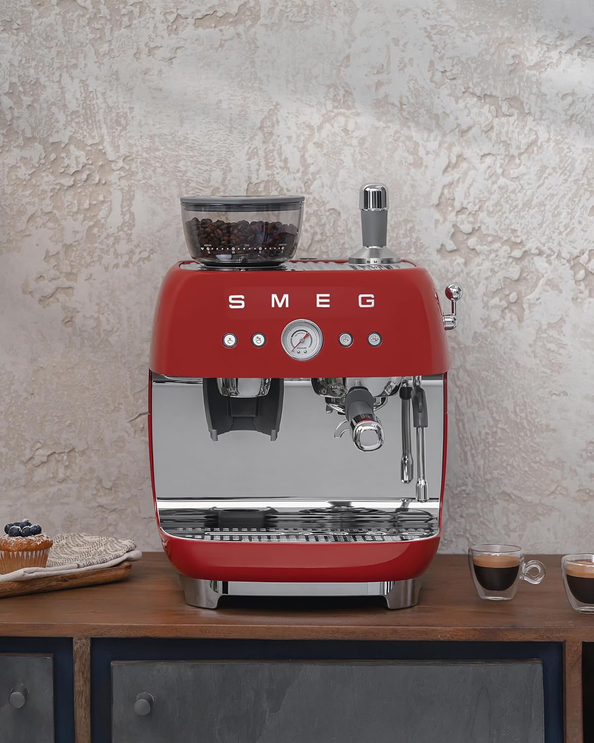 Smeg 50's Retro Style Semi-Automatic Espresso Coffee Machine with Built-in Grinder, Coffee & Latte Drinks, Double-Thermoblock Heating System, Red, EGF03RDUS