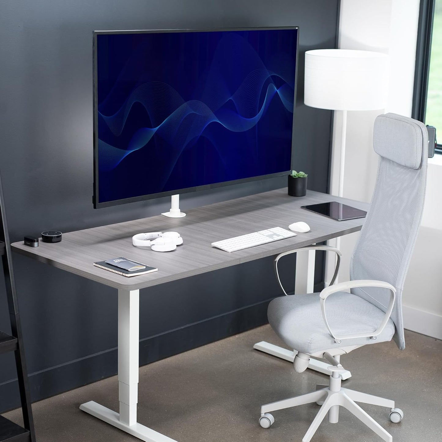 VIVO Ultra Wide TV Desk Mount for up to 55 inch Screens Weighing 29.9kg, Full Motion Height Adjustable Single Television Stand, Black, STAND-V155C