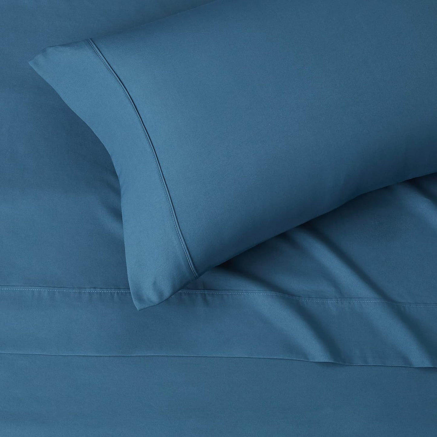 Amazon Basics Lightweight, Breathable Microfiber 4-Piece Bed Sheet Set with 14-Inch Deep Pockets, Full, Blush Pink, Solid