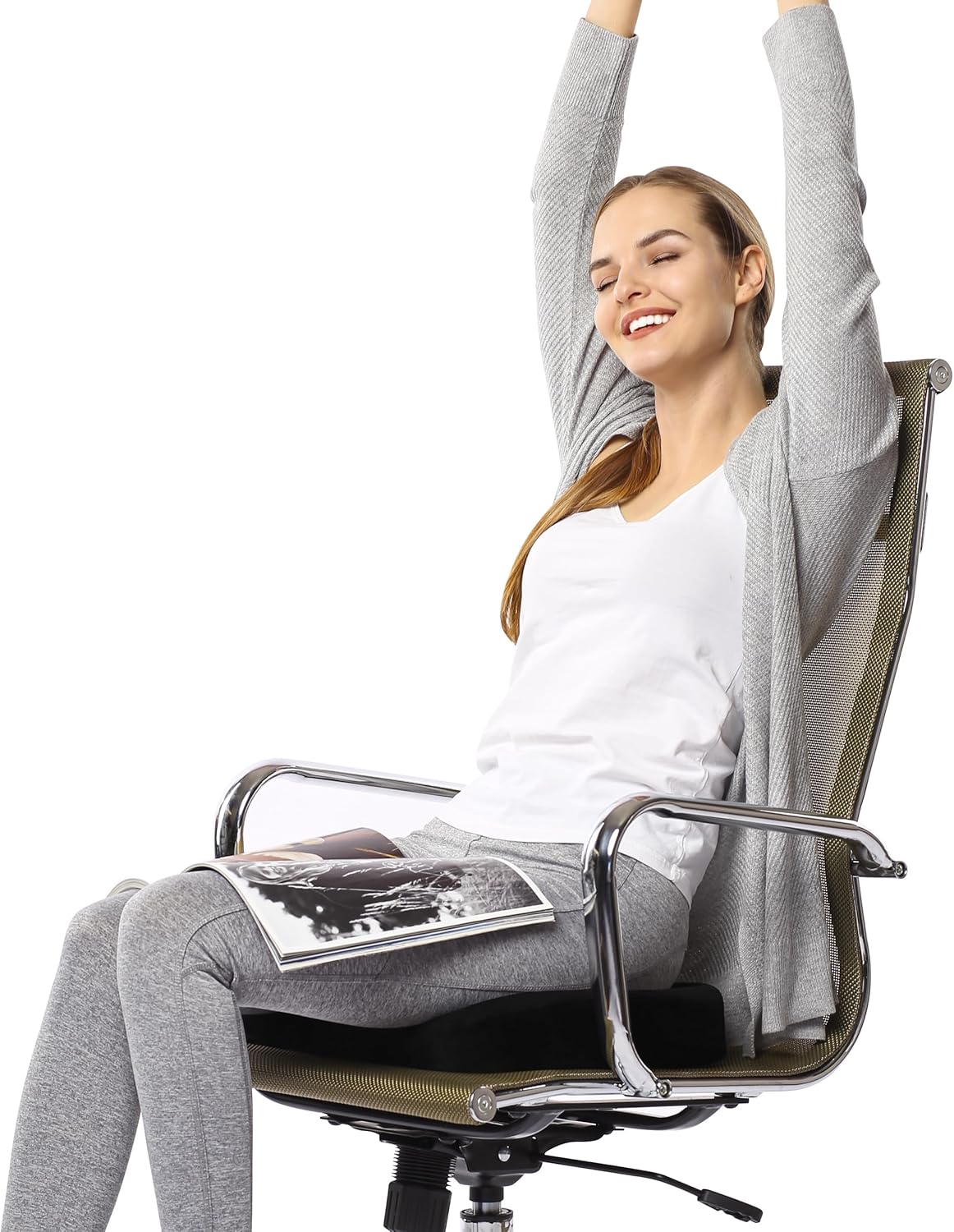 Everlasting Comfort Memory Foam Seat Cushion - Office Chair Cushion for Work, Travel, Car Support Pillow for Driving - Portable Seat for Chairs and Desks - Coussin Chaise - Black