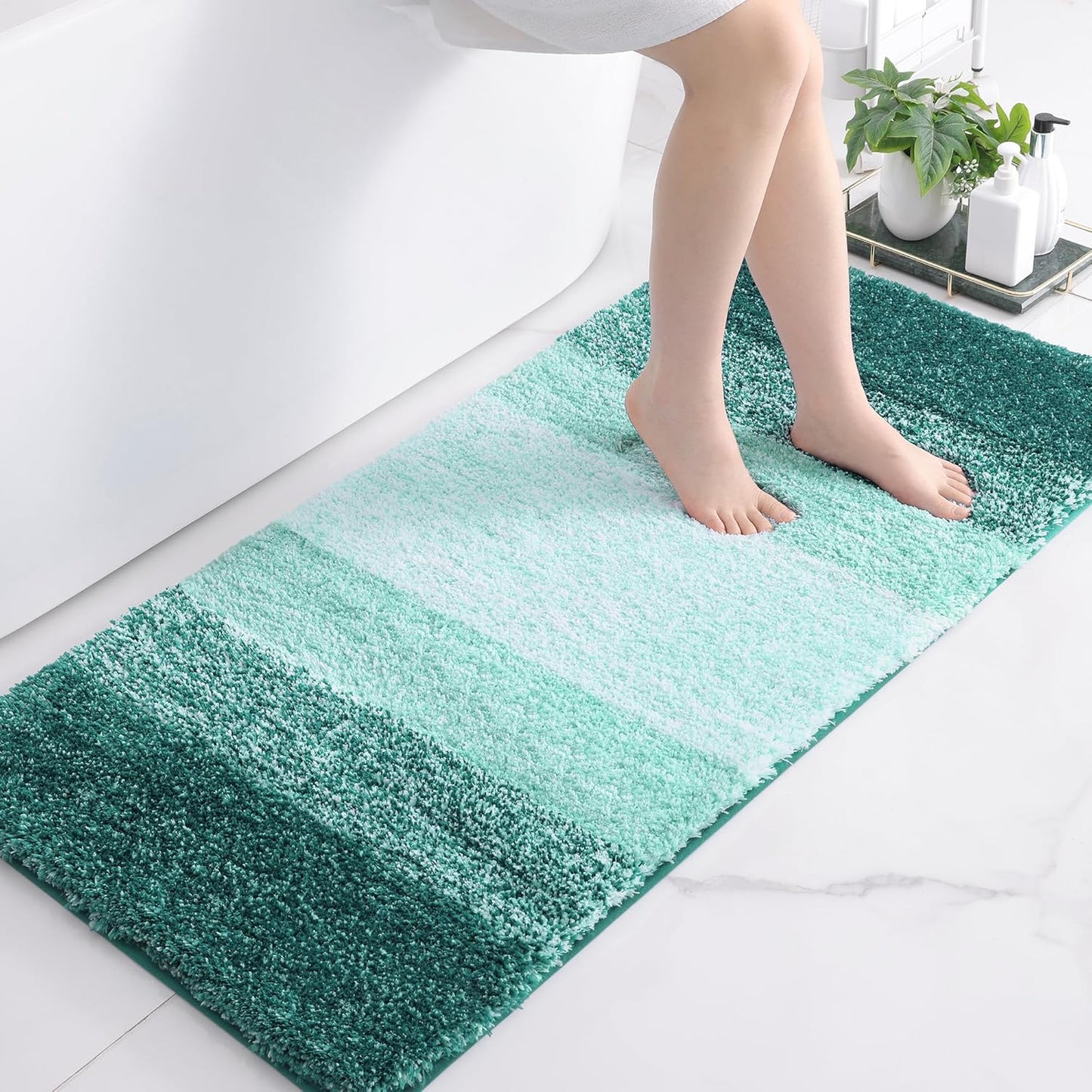 OLANLY Luxury Microfiber Bath Mat, Extra Soft and Absorbent Bathroom Mat, Non-Slip Plush Shaggy Bathroom Rug, Machine Wash Dry, Bath Rugs for Bathroom Floor, Tub and Shower, 16x24, Grey