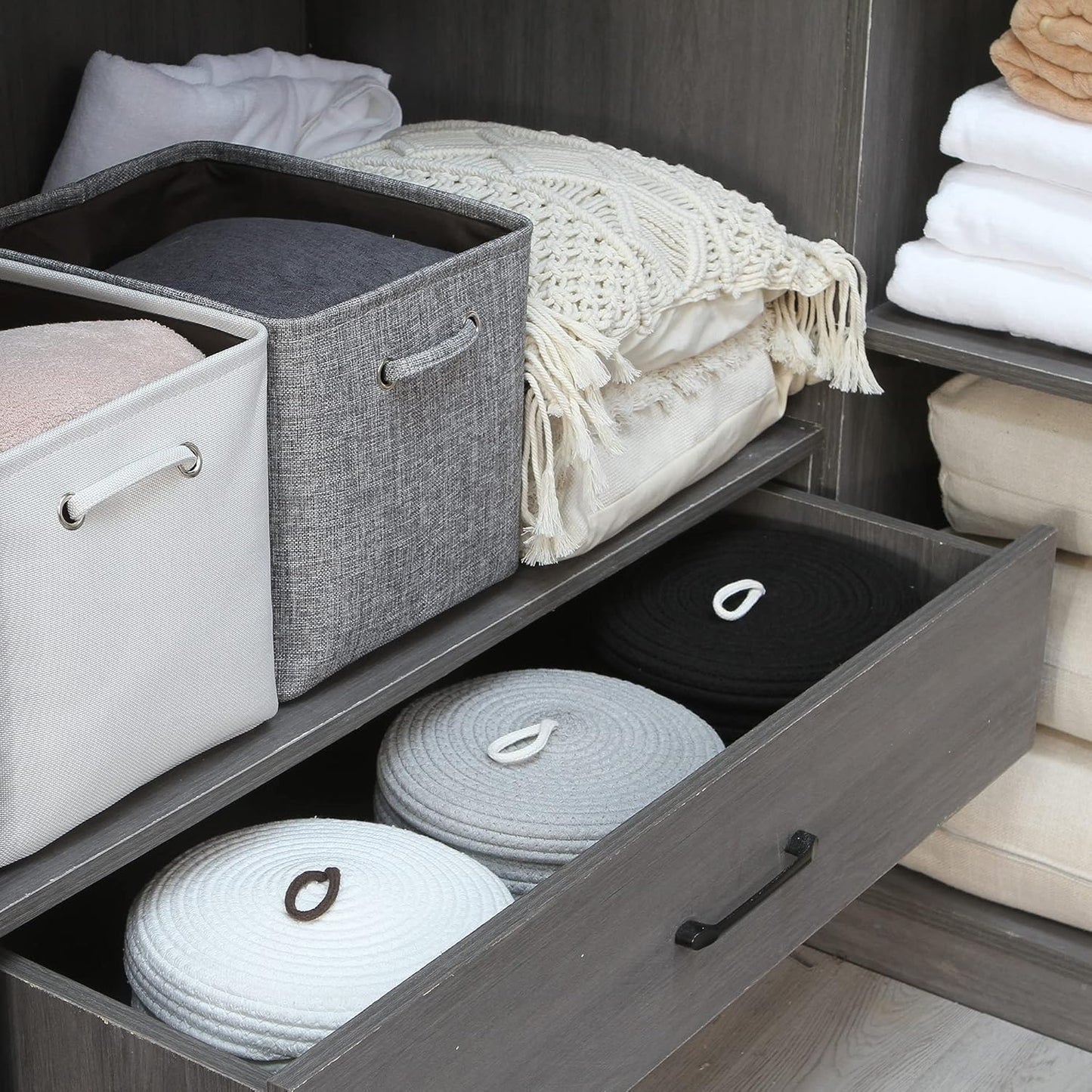 Sea Team Round Cotton Rope Storage Basket with Lid, Decorative Woven Storage Bin, Pot, Caddy, Organizer, Container for Snacks, Towels, Plants (Grey, Small)