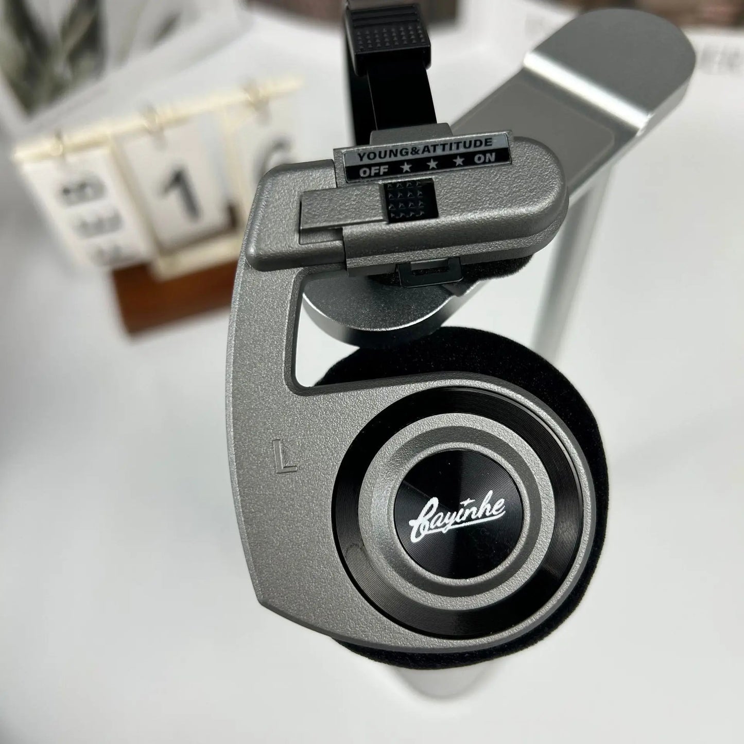 Purilite Select™ Retro Foldable Bluetooth 5.3 Wireless Headphones